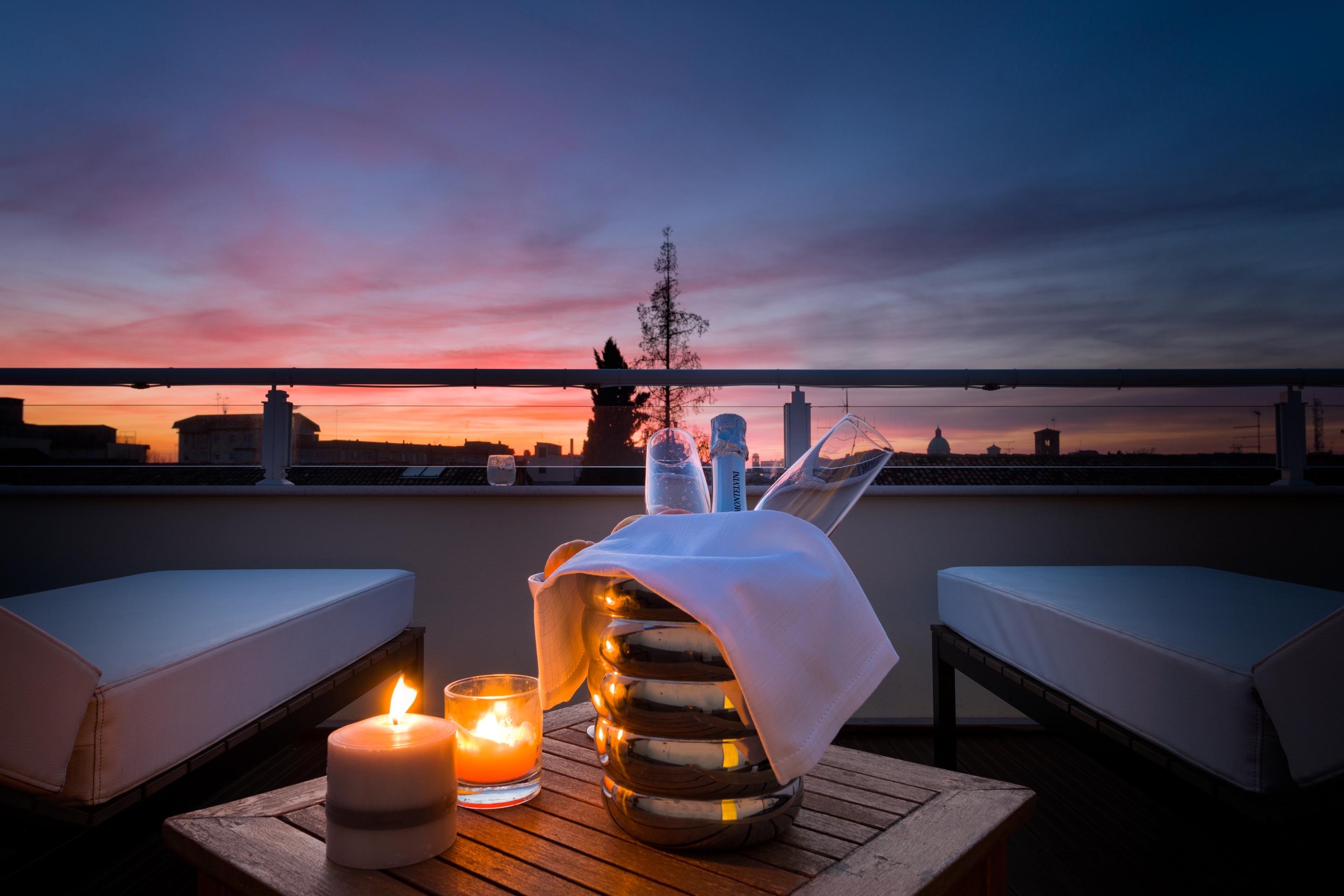 Palazzo Bezzi Hotel Ravenna Bagian luar foto