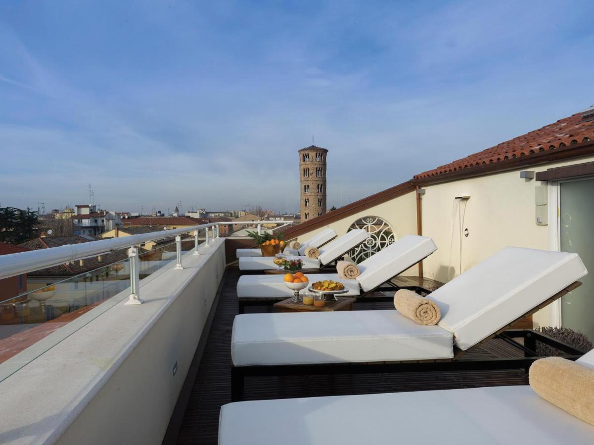 Palazzo Bezzi Hotel Ravenna Bagian luar foto