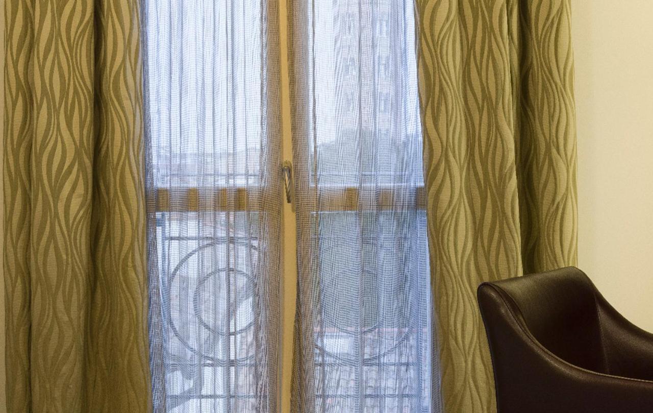 Palazzo Bezzi Hotel Ravenna Bagian luar foto